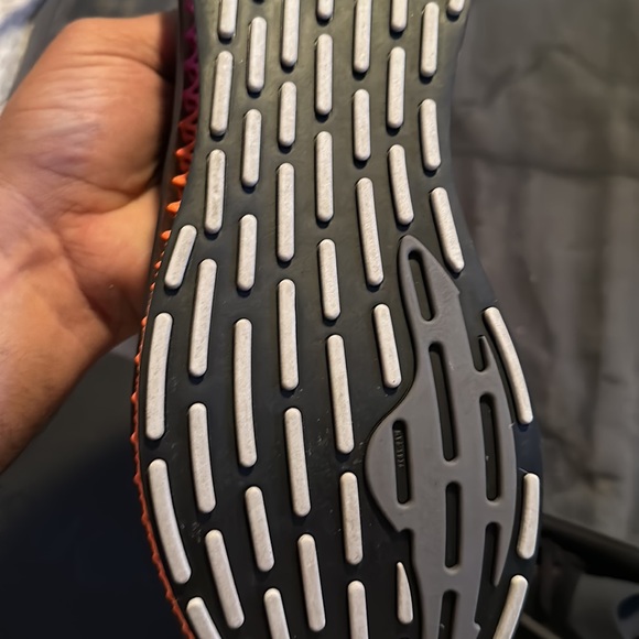 Adidas 4D fusión size 11.5 like new wore 2 times - Picture 3 of 3